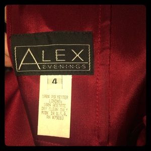 Alex Evenings Velvet Colored formal dress